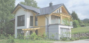 modernes Haus mit Holzvordächer von Wallmüller Dachdeckerei und Holzbau